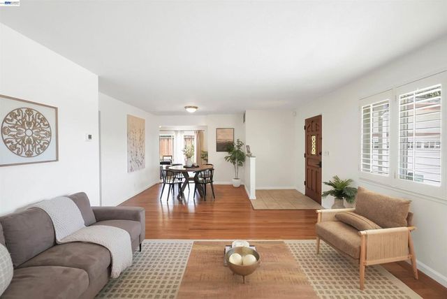 31590 Hugh Way, Hayward, CA 94544