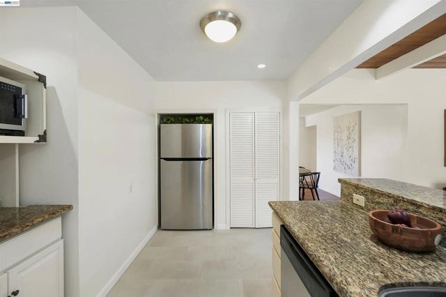 31590 Hugh Way, Hayward, CA 94544