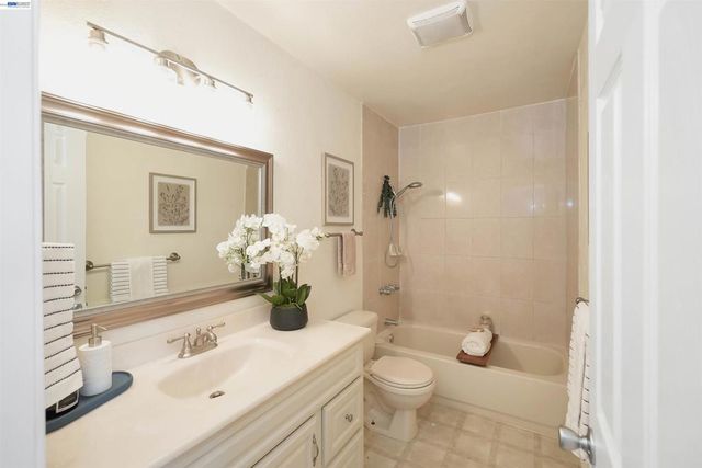 31590 Hugh Way, Hayward, CA 94544