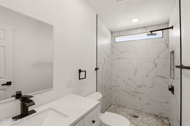 13520 E Whitehorse Trail, Vail, AZ 85641