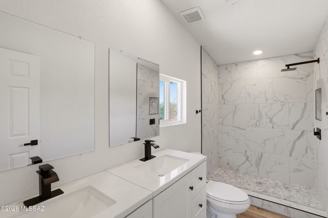 13520 E Whitehorse Trail, Vail, AZ 85641