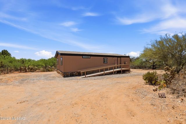 13520 E Whitehorse Trail, Vail, AZ 85641