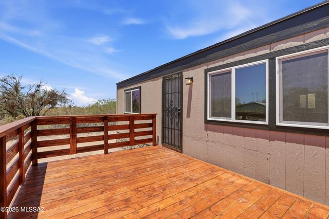 13520 E Whitehorse Trail, Vail, AZ 85641