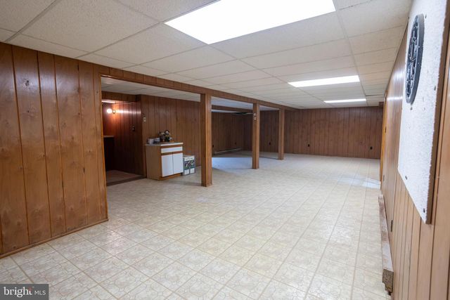 38 HOFFMAN RD, East Berlin, PA 17316