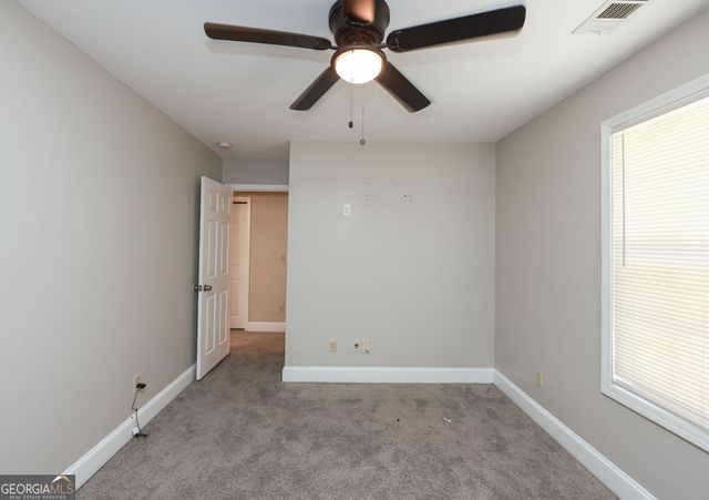 3873 King Edward Trail SW, Atlanta, GA 30331