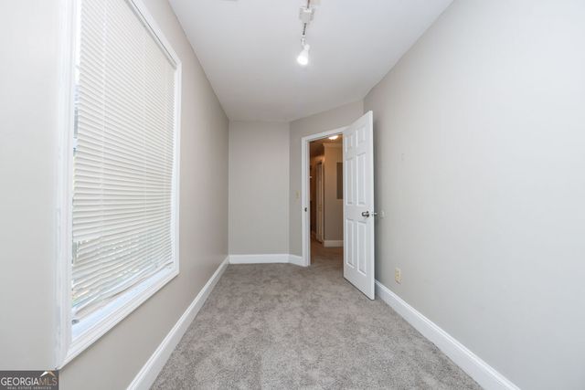 3873 King Edward Trail SW, Atlanta, GA 30331
