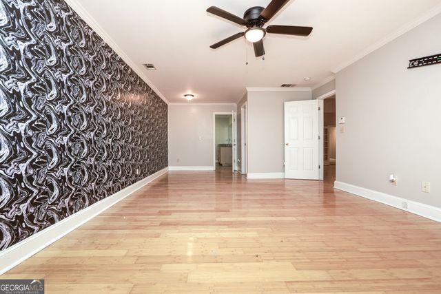 3873 King Edward Trail SW, Atlanta, GA 30331