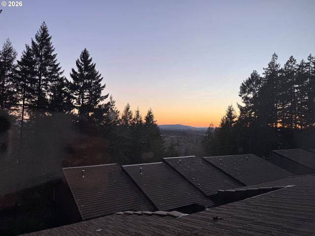 4405 THUNDER VISTA Ln, Lake Oswego, OR 97035