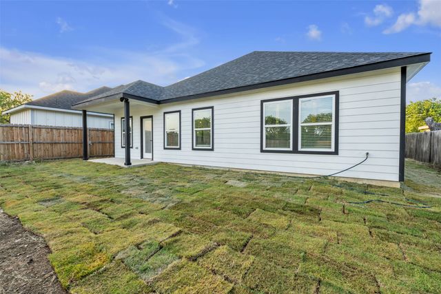 5212 Cox Street, Fort Worth, TX 76105