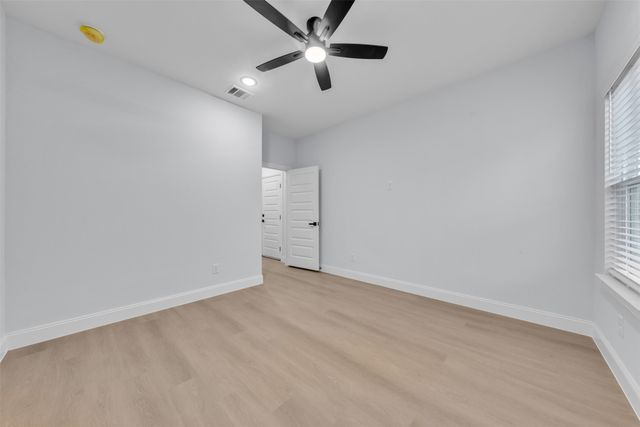 5212 Cox Street, Fort Worth, TX 76105