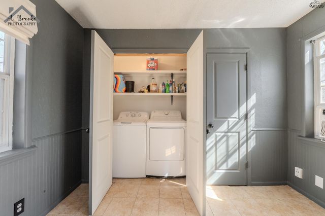 3121 SHERWOOD LANE, Wichita Falls, TX 76308