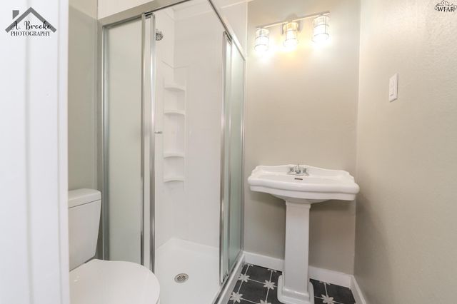 3121 SHERWOOD LANE, Wichita Falls, TX 76308