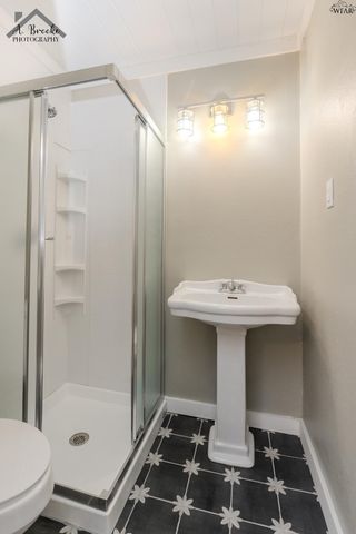 3121 SHERWOOD LANE, Wichita Falls, TX 76308