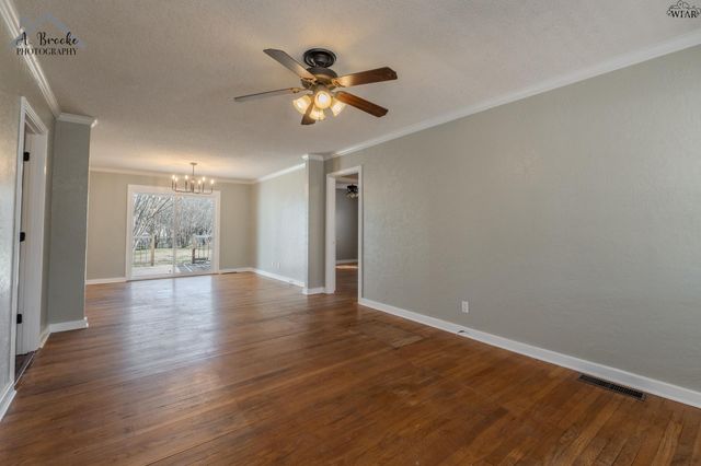 3121 SHERWOOD LANE, Wichita Falls, TX 76308