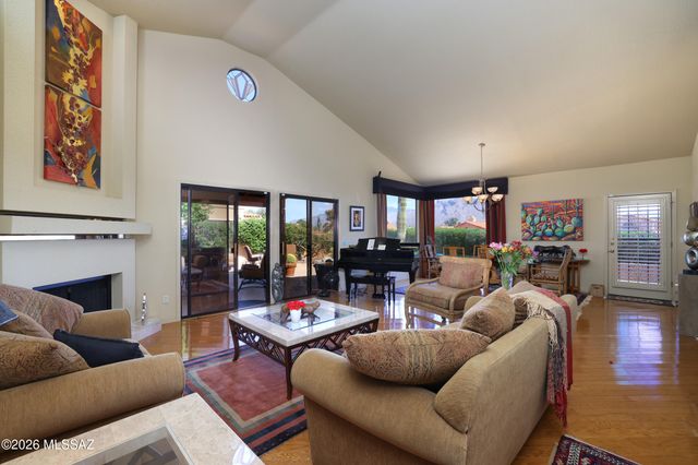 2570 W Ben Hogan Drive, Tucson, AZ 85742