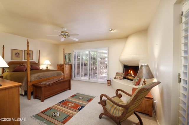 2570 W Ben Hogan Drive, Tucson, AZ 85742