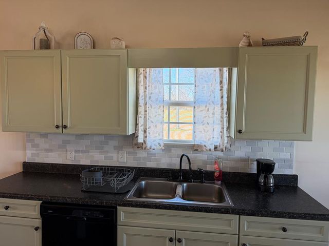 1177 Highland Road, Slocomb, AL 36375