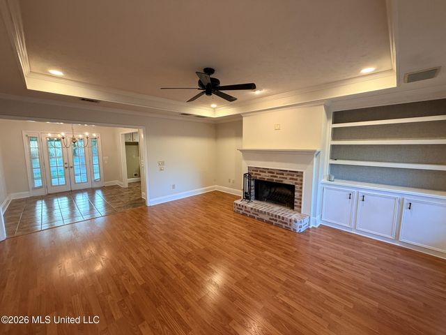 120 Oak Grove Drive, Brandon, MS 39047