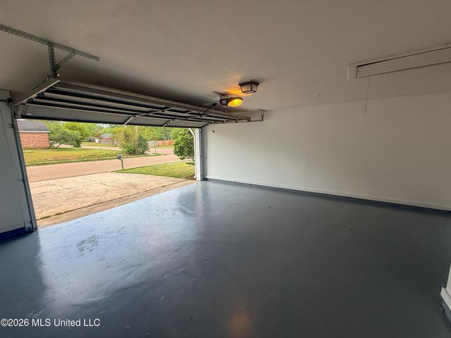 120 Oak Grove Drive, Brandon, MS 39047