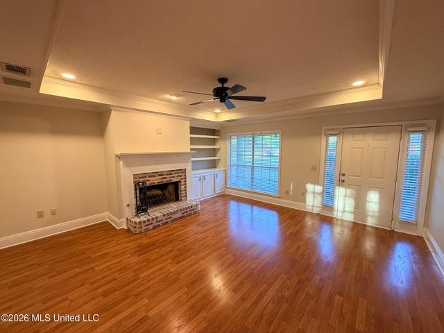 120 Oak Grove Drive, Brandon, MS 39047