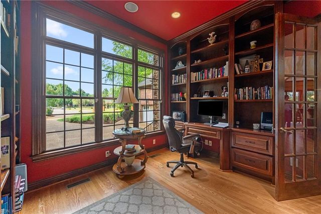 20586 Seahawk LNDG, Smithfield, VA 23430