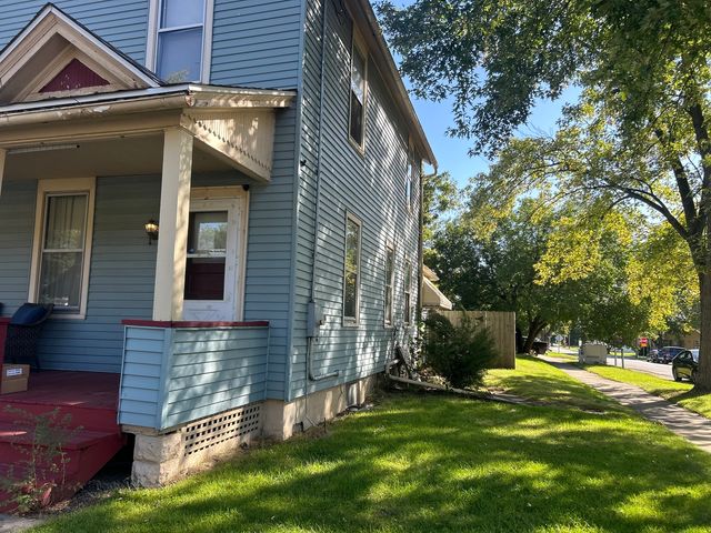 554 Bangs Street, Aurora, IL 60505