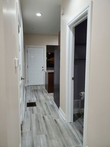 4130 N Monticello Avenue 1, Chicago, IL 60618