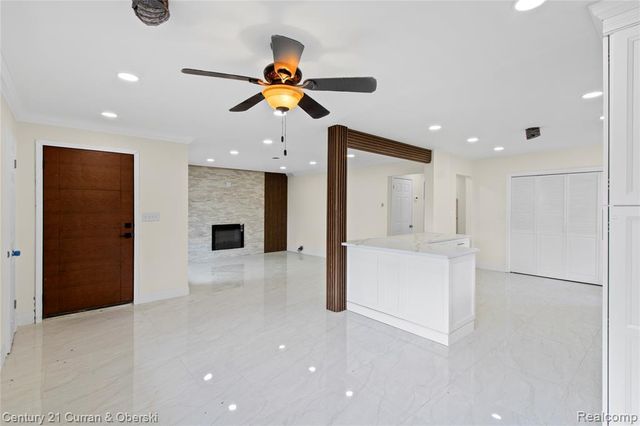 25427 Elon Drive, Dearborn Heights, MI 48127