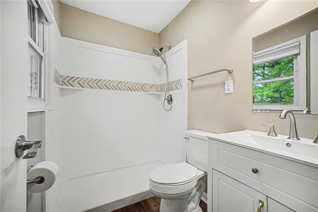 816 N Tepee Drive, Independence, MO 64056