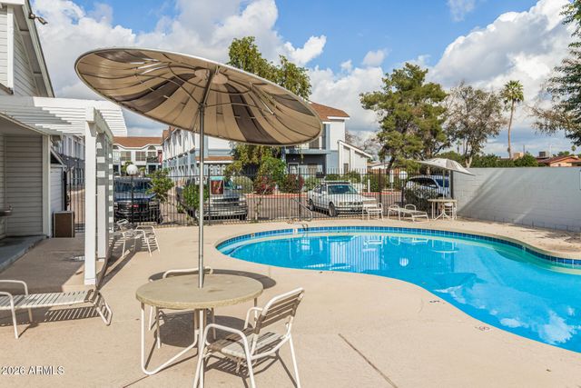 8888 N 47TH Avenue 240, Glendale, AZ 85302