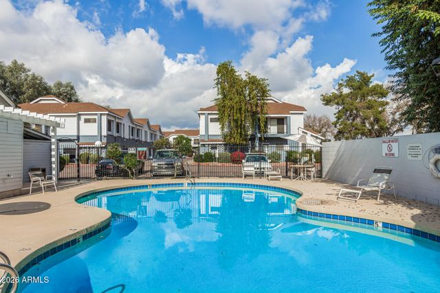 8888 N 47TH Avenue 240, Glendale, AZ 85302