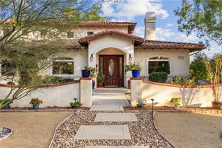 10345 Mcbroom Street, Sunland, CA 91040