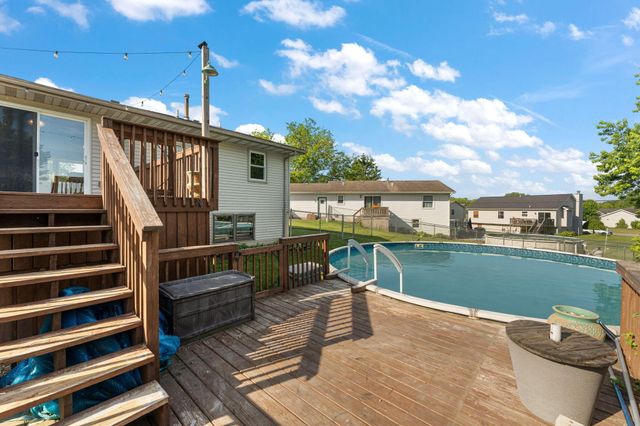 6040 W 175th Avenue, Lowell, IN 46356