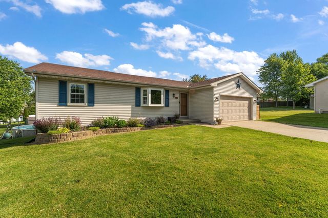 6040 W 175th Avenue, Lowell, IN 46356