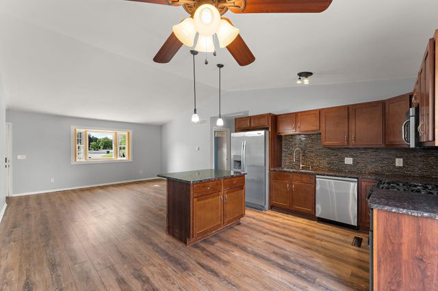 6040 W 175th Avenue, Lowell, IN 46356