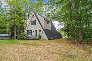 67 New Hampshire Drive, Webster, NH 03303