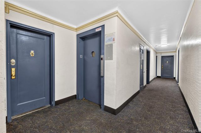 71-11 Yellowstone Boulevard 4B, Forest Hills, NY 11375