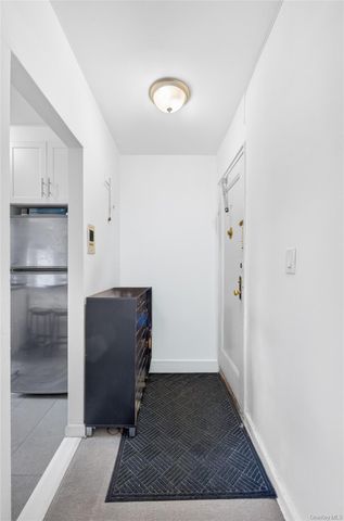 71-11 Yellowstone Boulevard 4B, Forest Hills, NY 11375