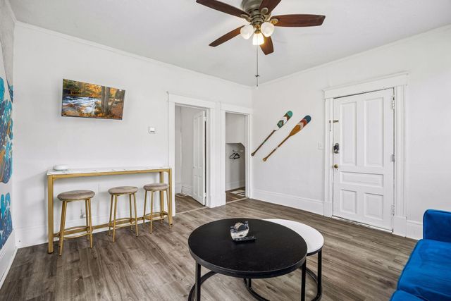 677 Sherburne Avenue, Saint Paul, MN 55104