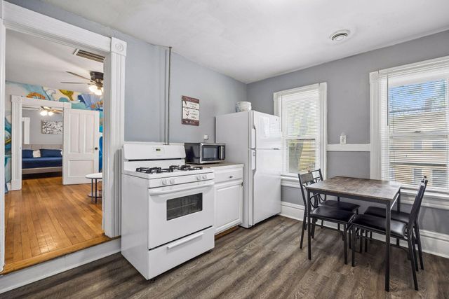 677 Sherburne Avenue, Saint Paul, MN 55104