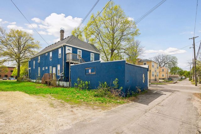 677 Sherburne Avenue, Saint Paul, MN 55104