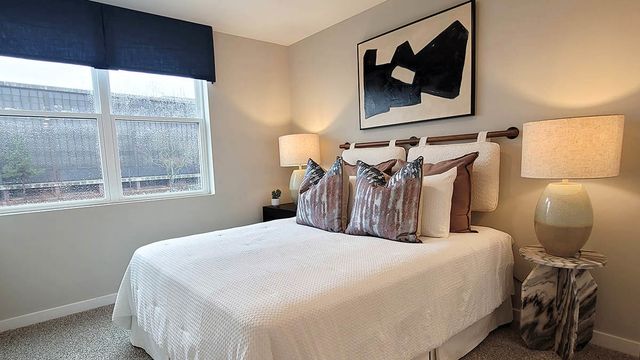 2222 Lakeshore Drive, Schaumburg, IL 60173