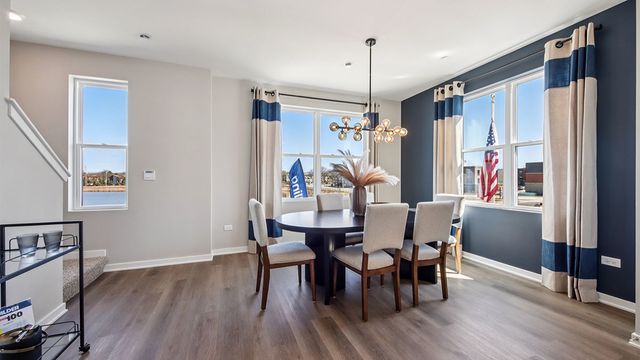 2222 Lakeshore Drive, Schaumburg, IL 60173