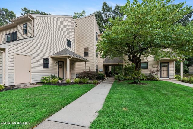 204 Daffodil Drive, Jackson, NJ 08527