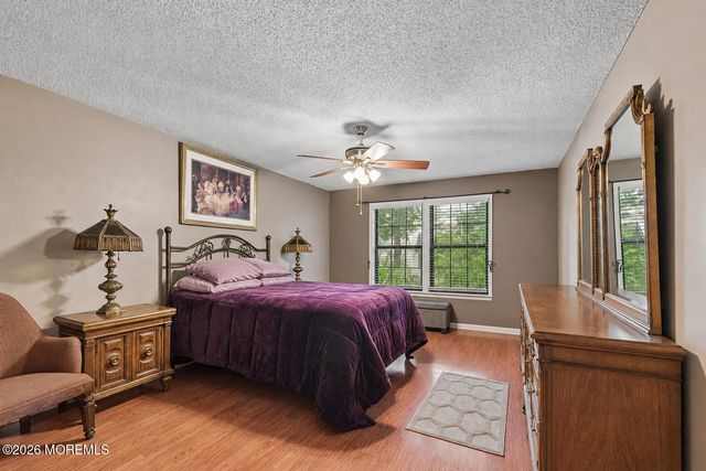204 Daffodil Drive, Jackson, NJ 08527