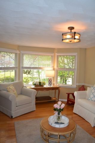 25 Old Wood Road, North Attleboro, MA 02760