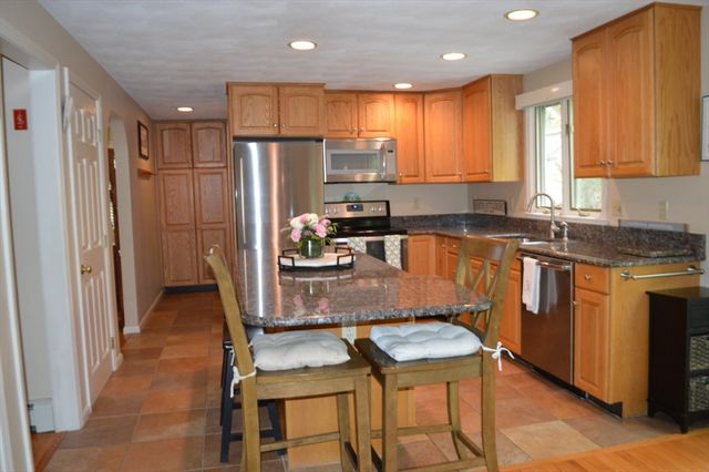 25 Old Wood Road, North Attleboro, MA 02760
