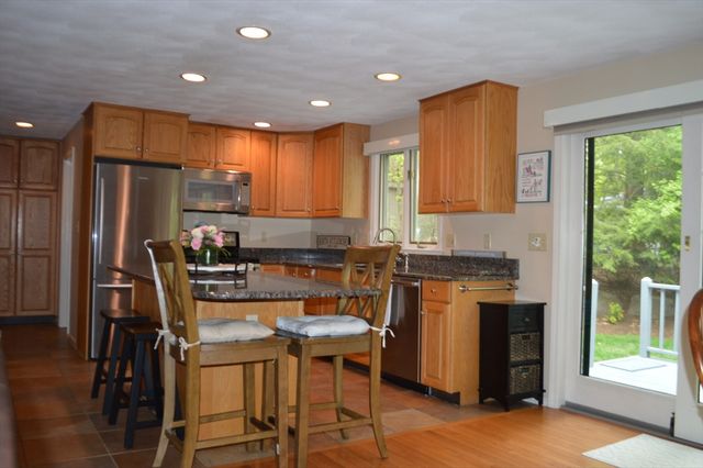 25 Old Wood Road, North Attleboro, MA 02760