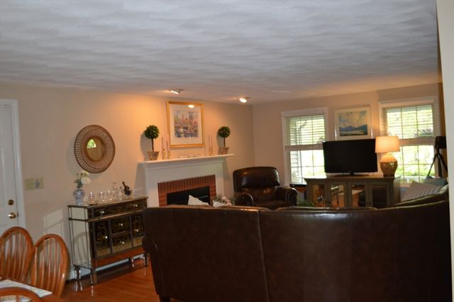 25 Old Wood Road, North Attleboro, MA 02760