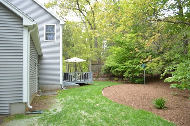 25 Old Wood Road, North Attleboro, MA 02760
